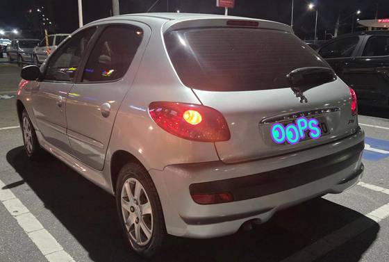 PEUGEOT 207 1.4 XR 8V FLEX 4P MANUAL PEUGEOT 207 1.4 XR 8V FLEX 4P MANUAL
